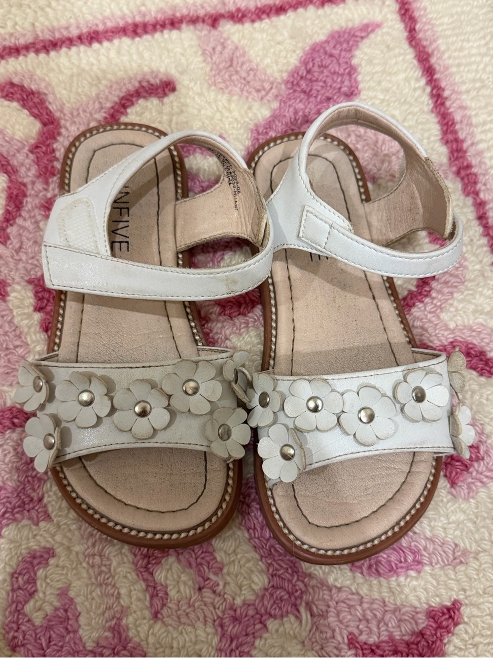 Girls White Floral Strap Sandals